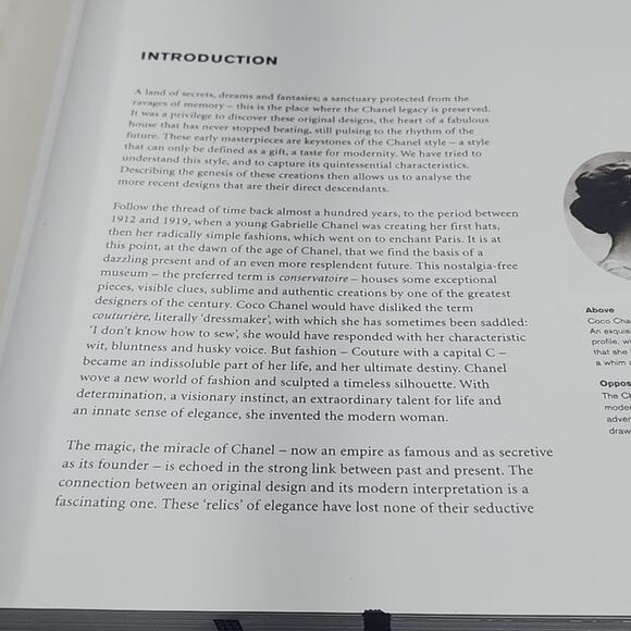 Chanel Collections and Creations Book Coffee Table Hardcover Fashion Photos - Picture 8 of 16